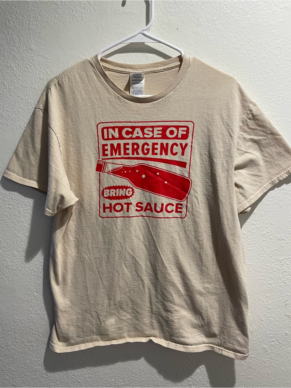 Delta Pro Weight Vintage Novelty Hot Sauce Graphic Tee Tan Size L